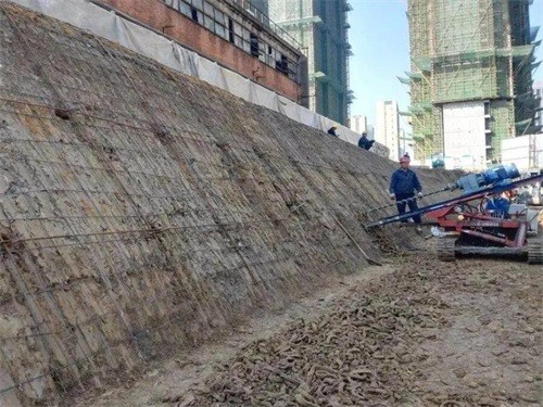 乌达建筑边坡支护